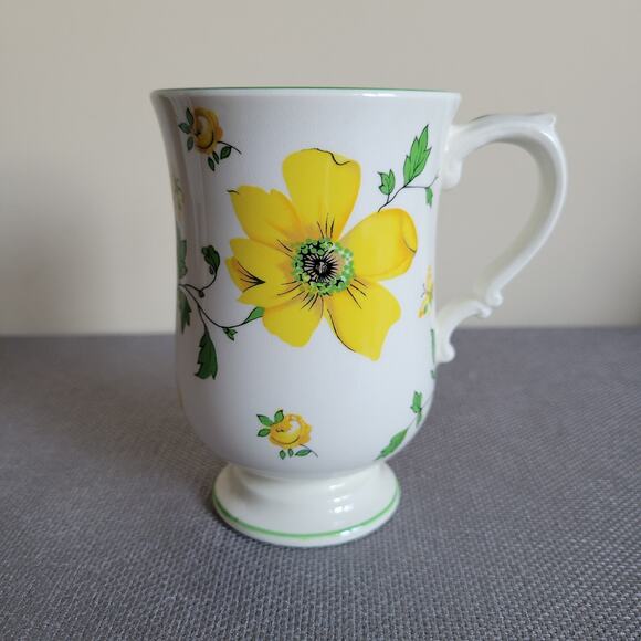 NWOT/Box Royal Victoria Fine Bone China England Plate & Mug/Cup W/Handle Set - Picture 4 of 14